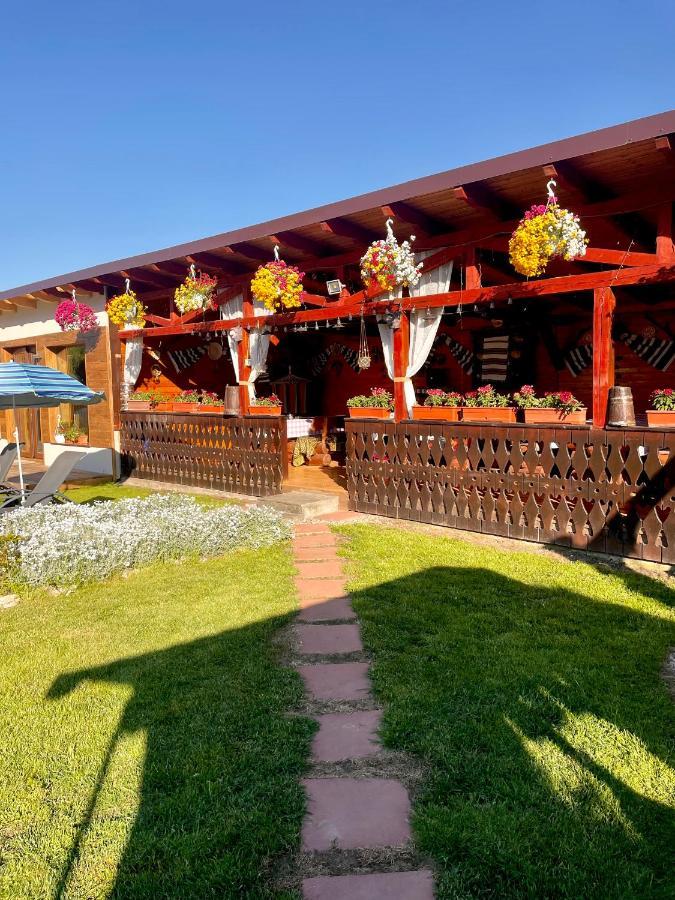 Casa Carmen Hotell Dorna-Arini Eksteriør bilde